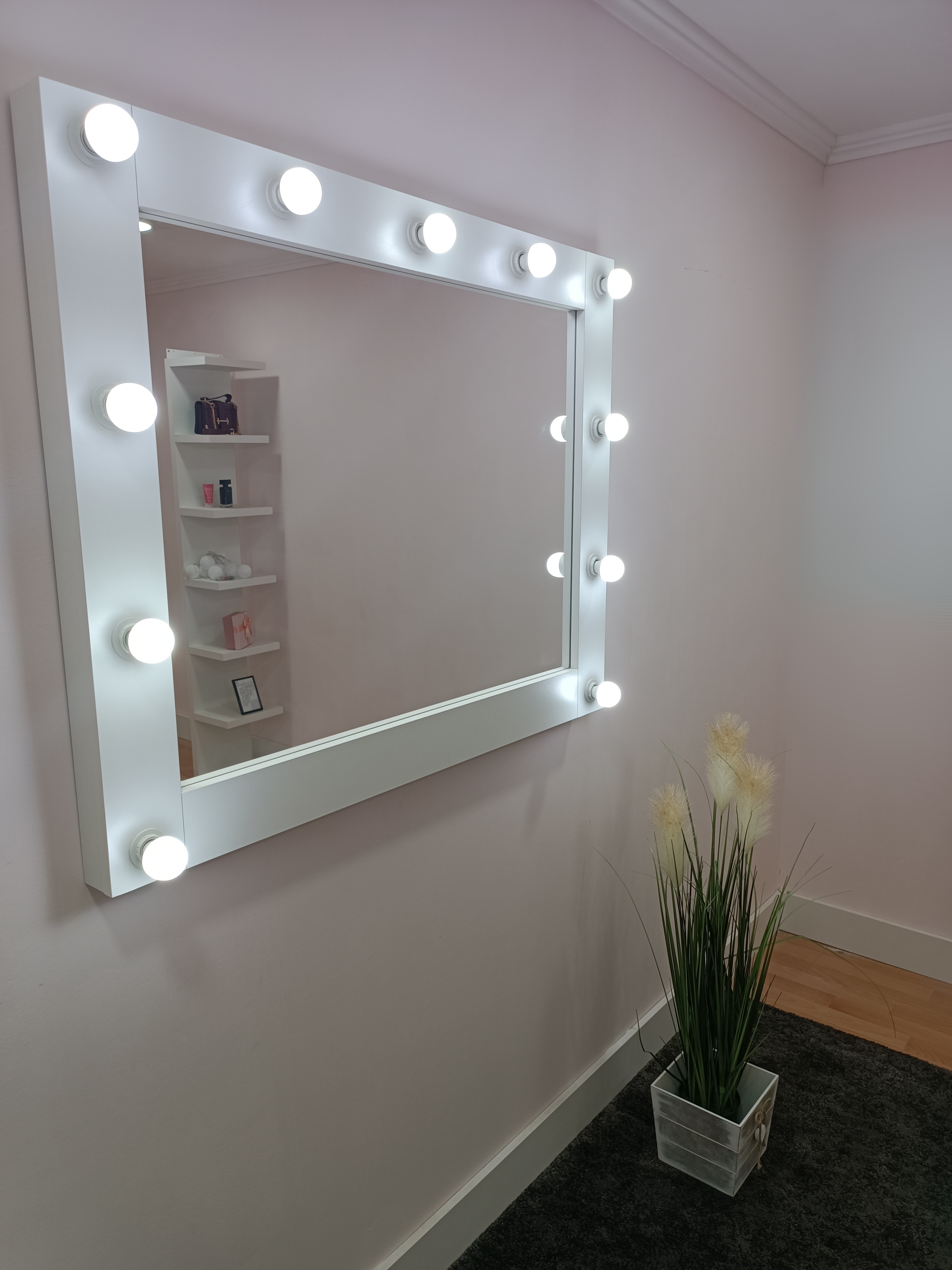 Miroir Design Mural Blanc avec Éclairage LED Intégral